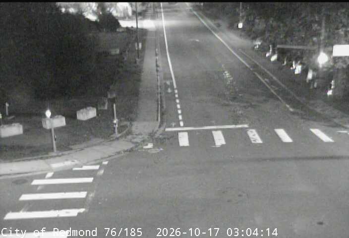 NE 76th St and 185th Ave NE traffic camera
