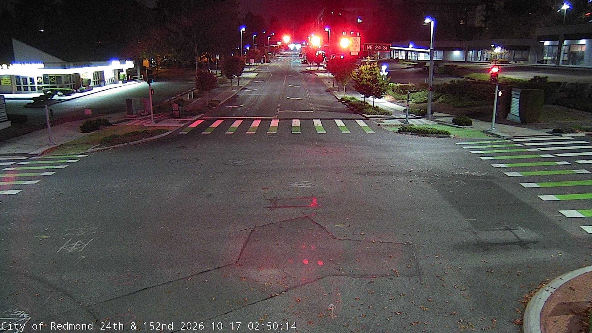NE 24th St and 152nd Ave NE traffic camera